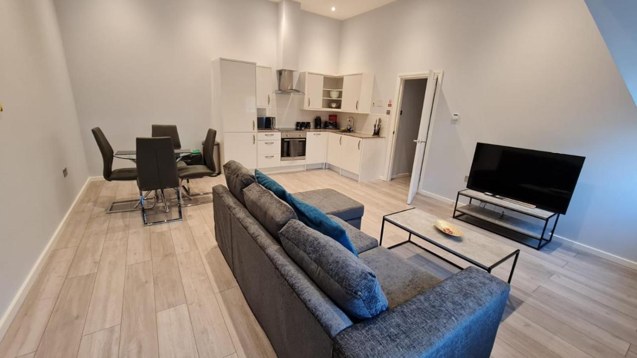 Zen Quality Flats: Cozy Heathrow Accommodations Hounslow Exterior photo