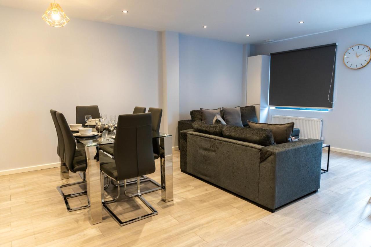 Zen Quality Flats: Cozy Heathrow Accommodations Hounslow Exterior photo